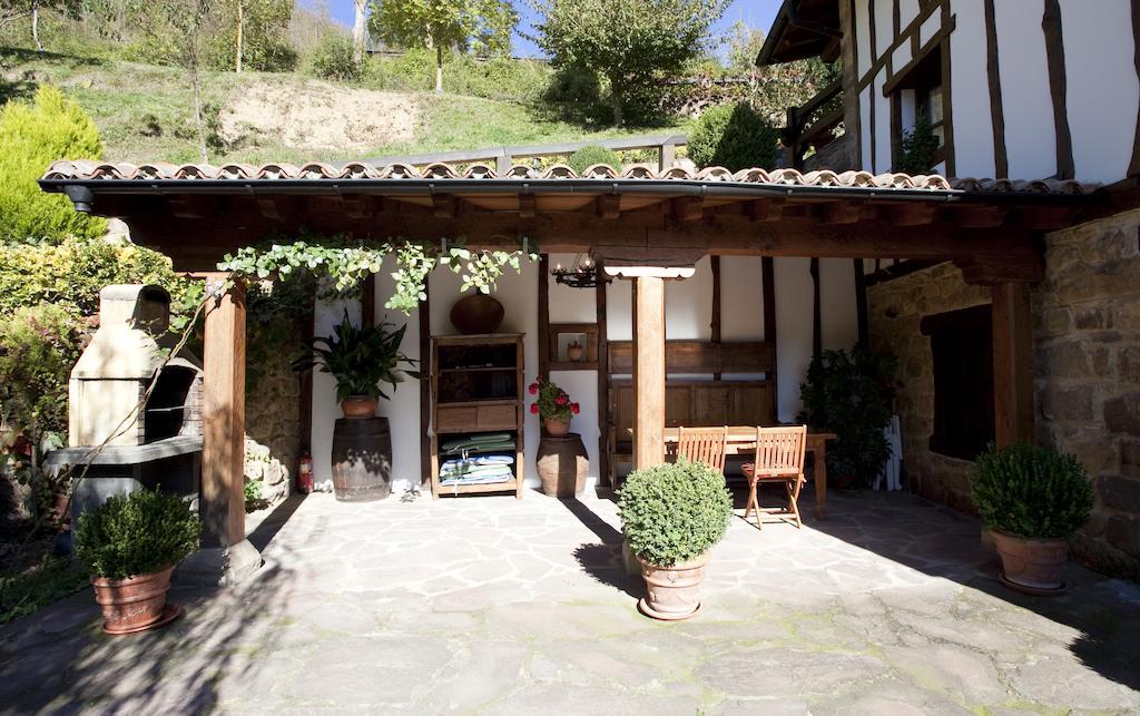 Apartamentos La Cotera - Barrio De Arriba Segunda Entrada 2 Cambarco Exterior photo